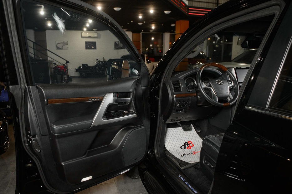 Продам Toyota Land Cruiser 200 Guard B6 2016 года в Одессе