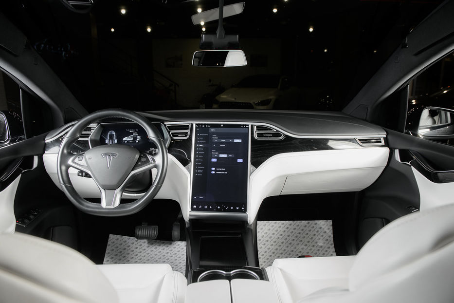 Продам Tesla Model X 90 D 2016 года в Одессе