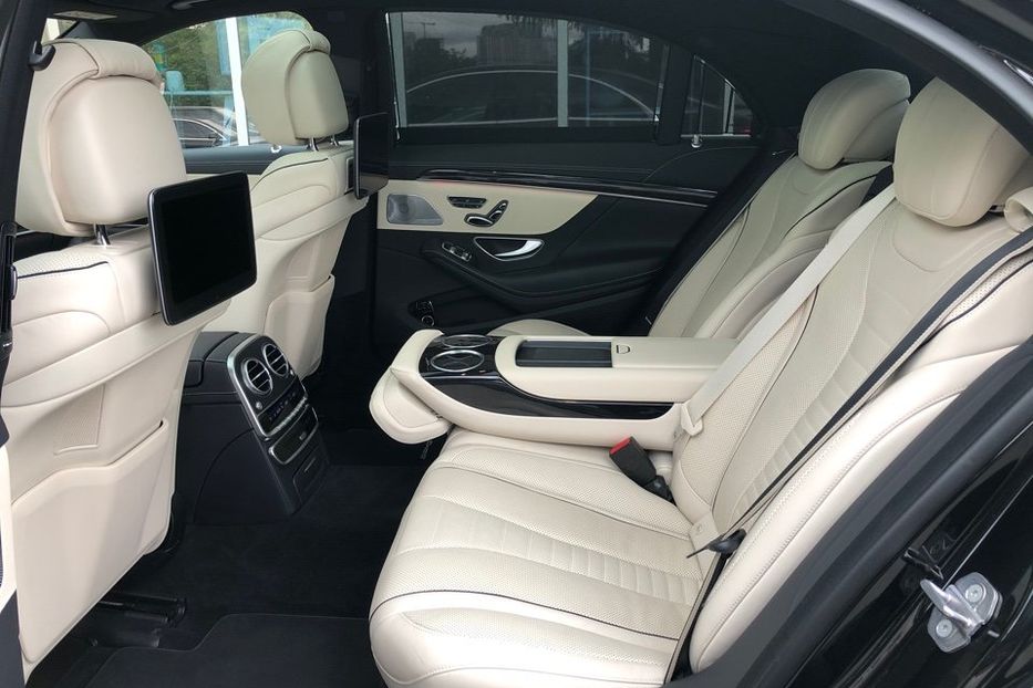 Продам Mercedes-Benz S-Class 400d 4matic AMG\\\ 2019 года в Киеве