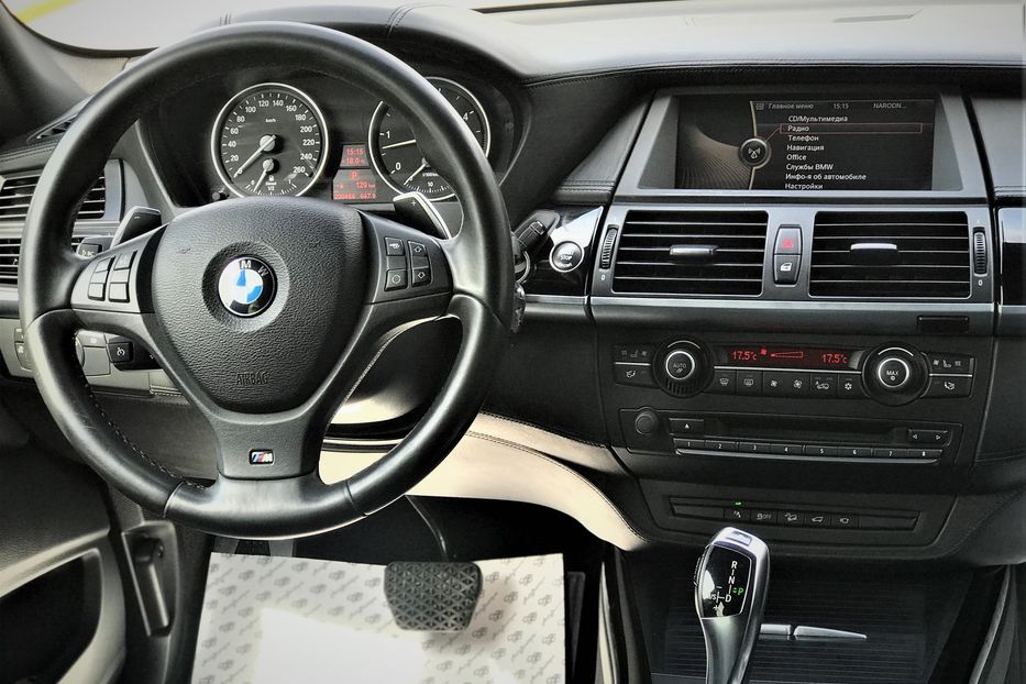 Продам BMW X5 2012 года в Одессе