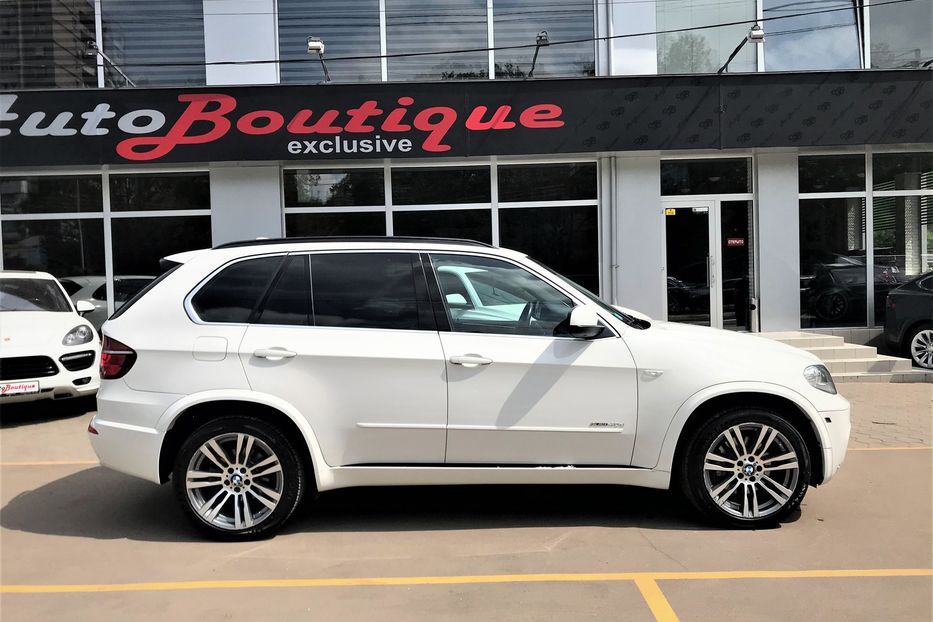 Продам BMW X5 2012 года в Одессе