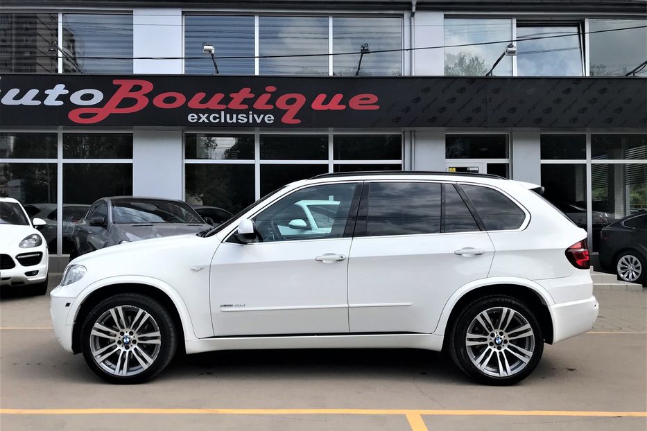 Продам BMW X5 2012 года в Одессе