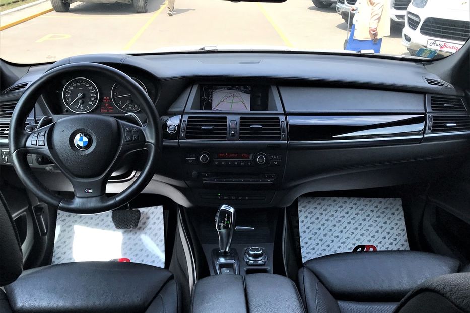 Продам BMW X5 2012 года в Одессе