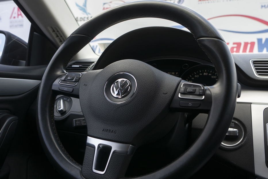Продам Volkswagen Passat CC Exclusive 2013 года в Черновцах