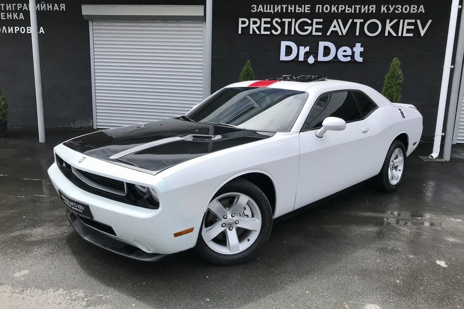 Продам Dodge Challenger 2014 года в Киеве