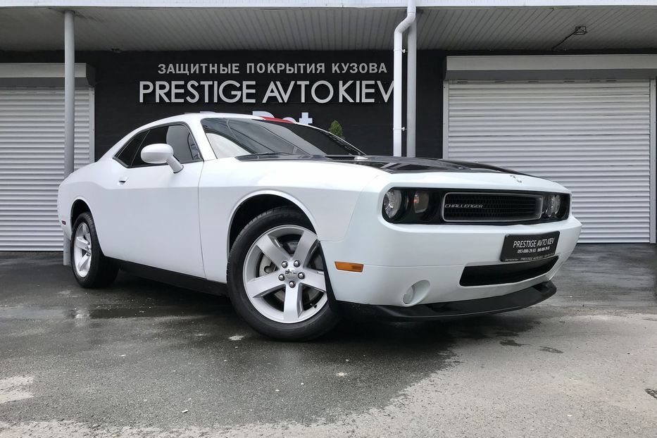 Продам Dodge Challenger 2014 года в Киеве