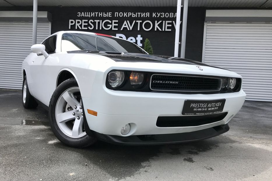 Продам Dodge Challenger 2014 года в Киеве