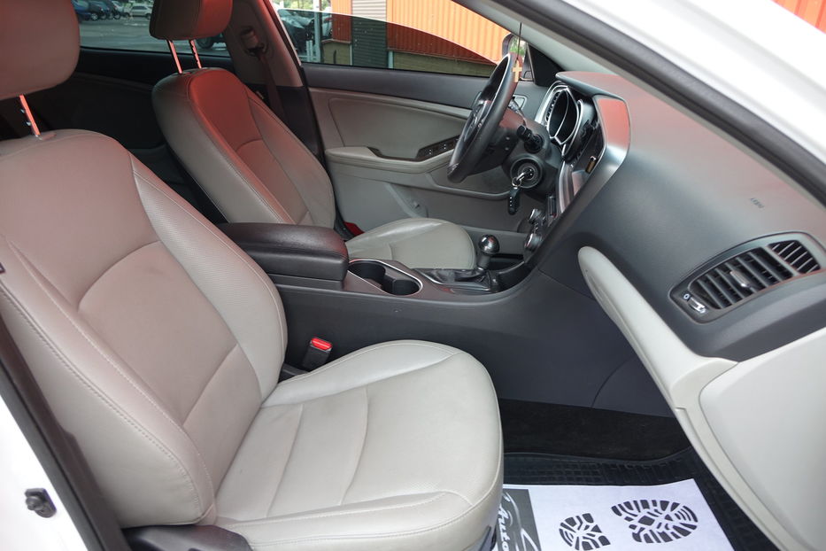 Продам Kia Optima 2015 года в Одессе