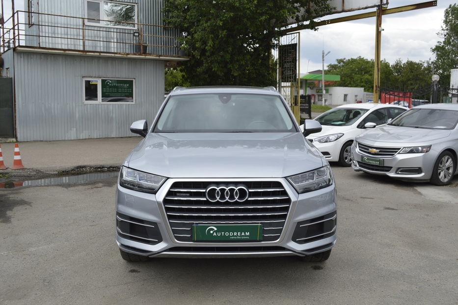 Продам Audi Q7 2017 года в Одессе