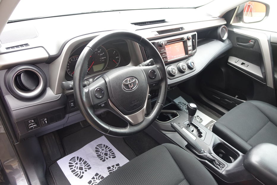 Продам Toyota Rav 4 AWD 2017 года в Одессе