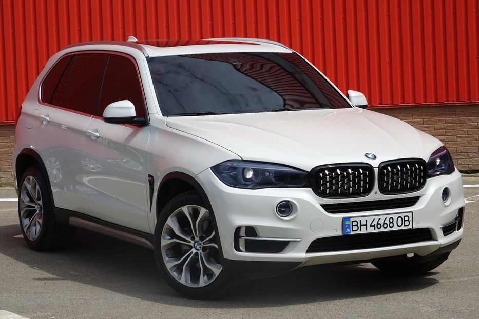 Продам BMW X5 2015 года в Одессе