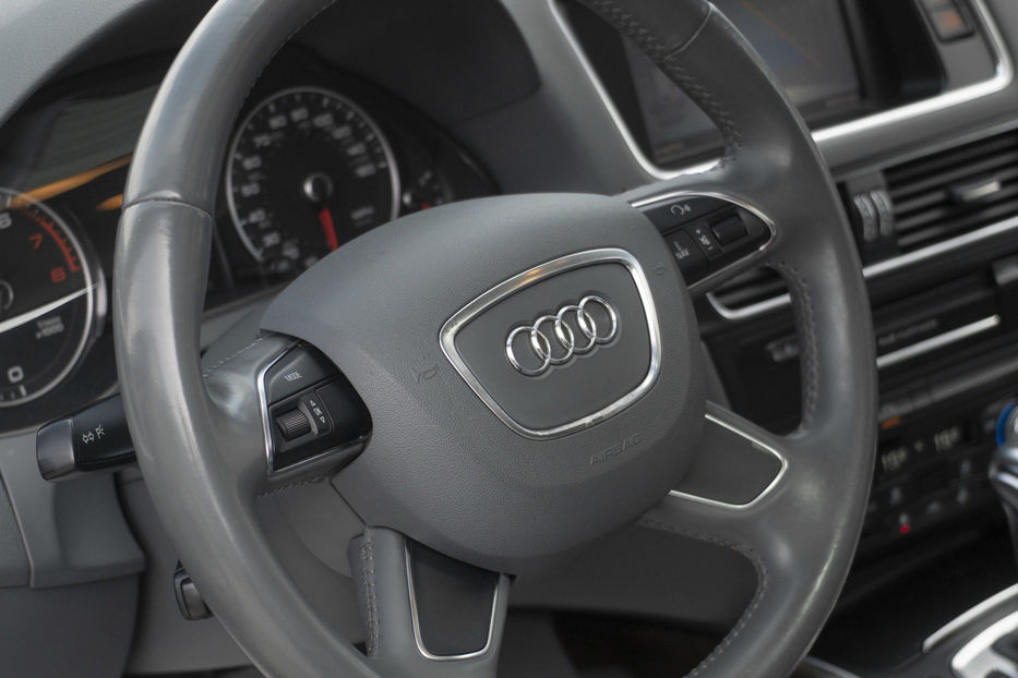 Продам Audi Q5 Premium Plus 2012 года в Черновцах