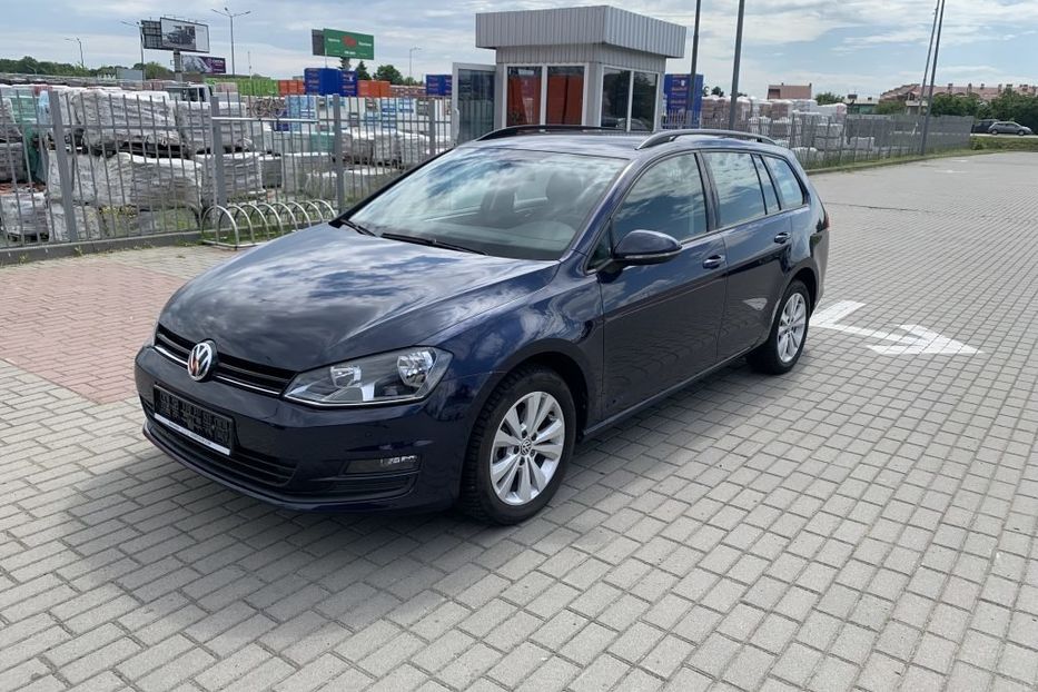 Продам Volkswagen Golf VII 1.6BlueTDI  2016 года в Львове