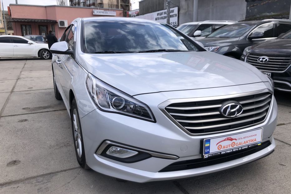 Продам Hyundai Sonata  GAZ 2015 года в Одессе