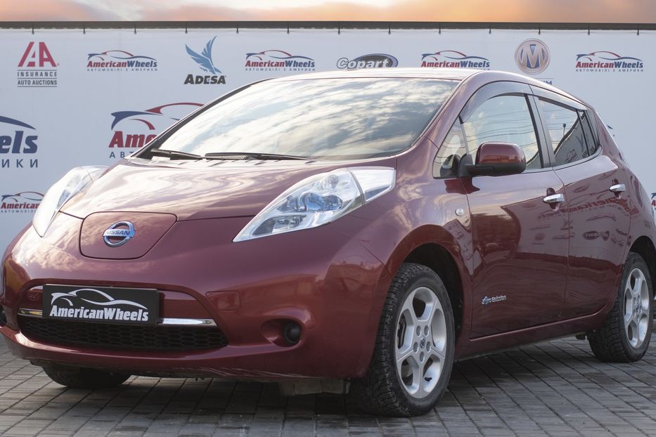 Продам Nissan Leaf SV 2012 года в Черновцах