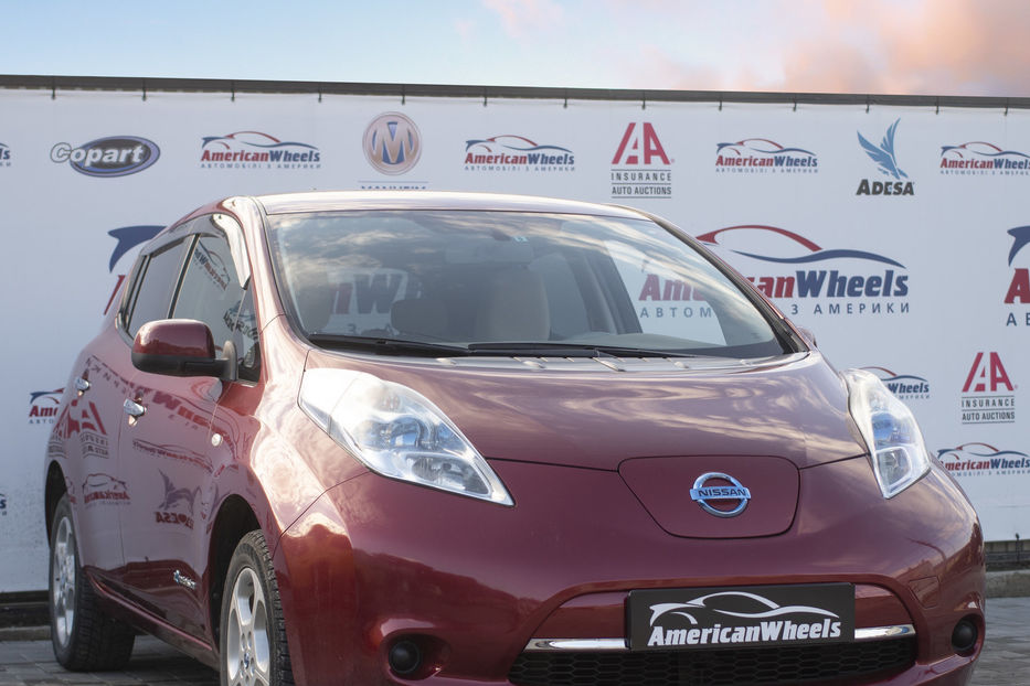 Продам Nissan Leaf SV 2012 года в Черновцах