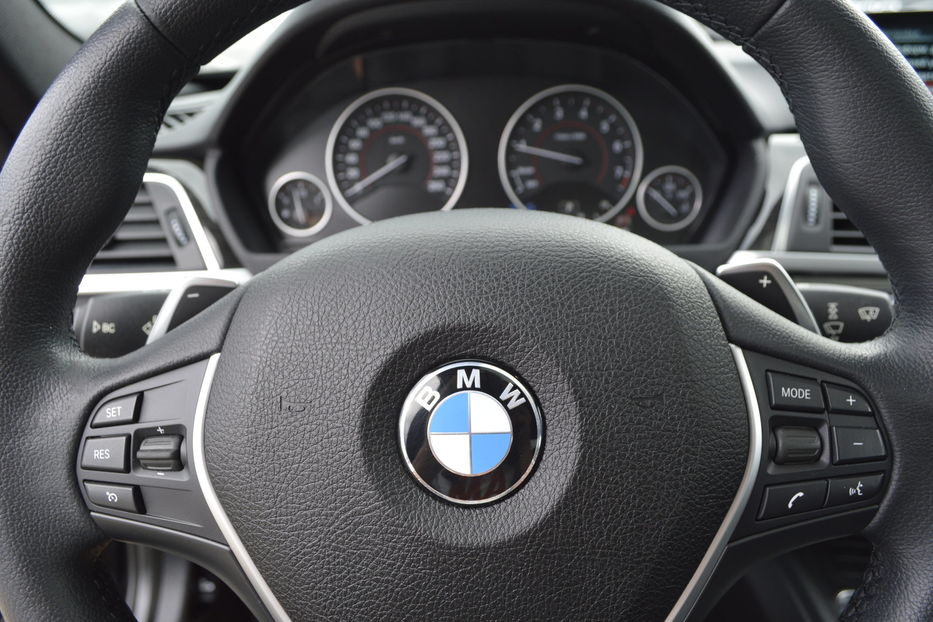Продам BMW 328 i x-drive 2016 года в Одессе