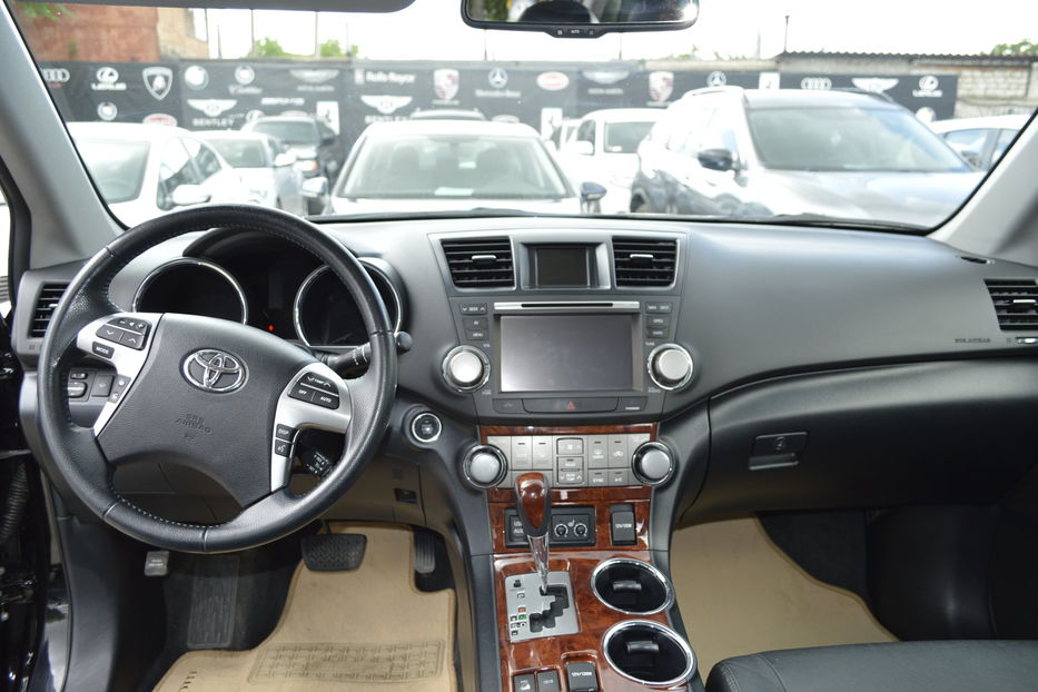 Продам Toyota Highlander 2011 года в Одессе