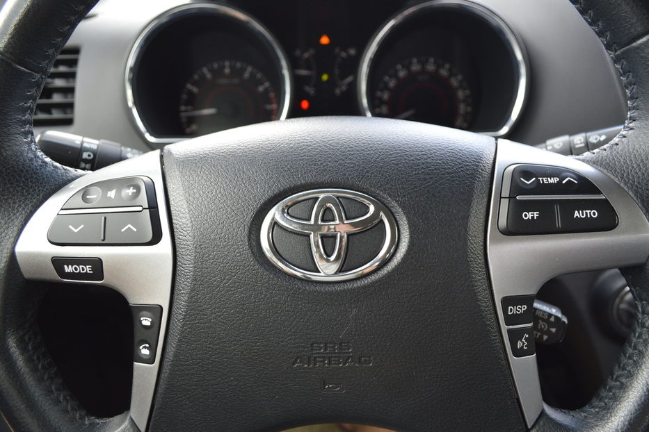 Продам Toyota Highlander 2011 года в Одессе
