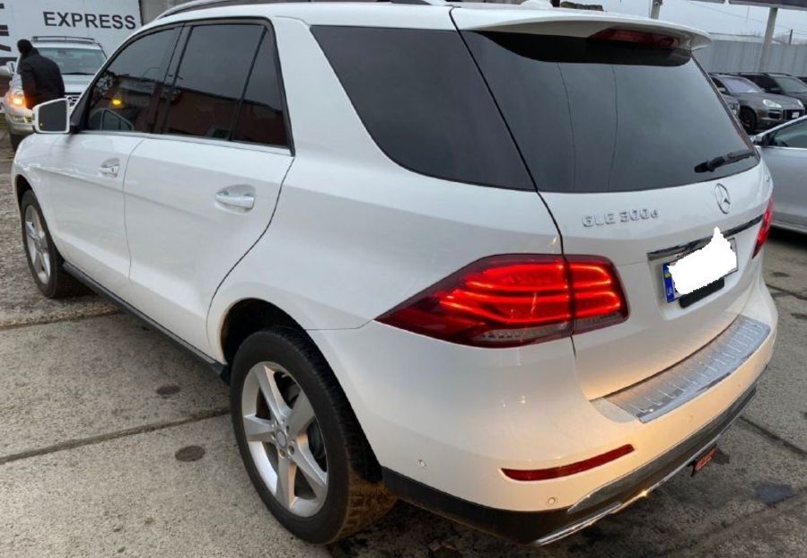 Продам Mercedes-Benz GLE-Class 300D 2015 года в Одессе