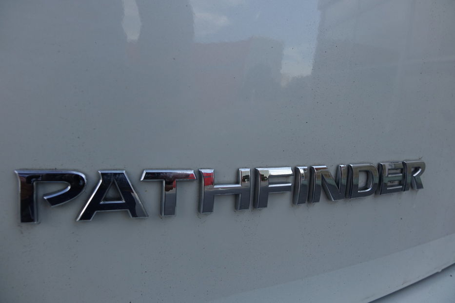 Продам Nissan Pathfinder SL AWD 2017 года в Одессе