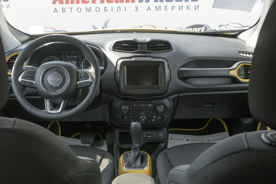 Продам Jeep Renegade Latitude 2018 года в Черновцах