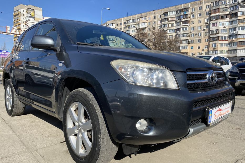 Продам Toyota Rav 4 2.2 d. 2007 года в Одессе