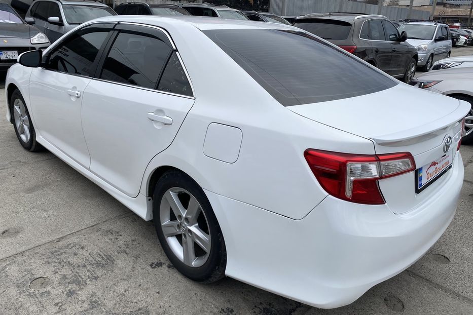 Продам Toyota Camry LE GAZ 2013 года в Одессе