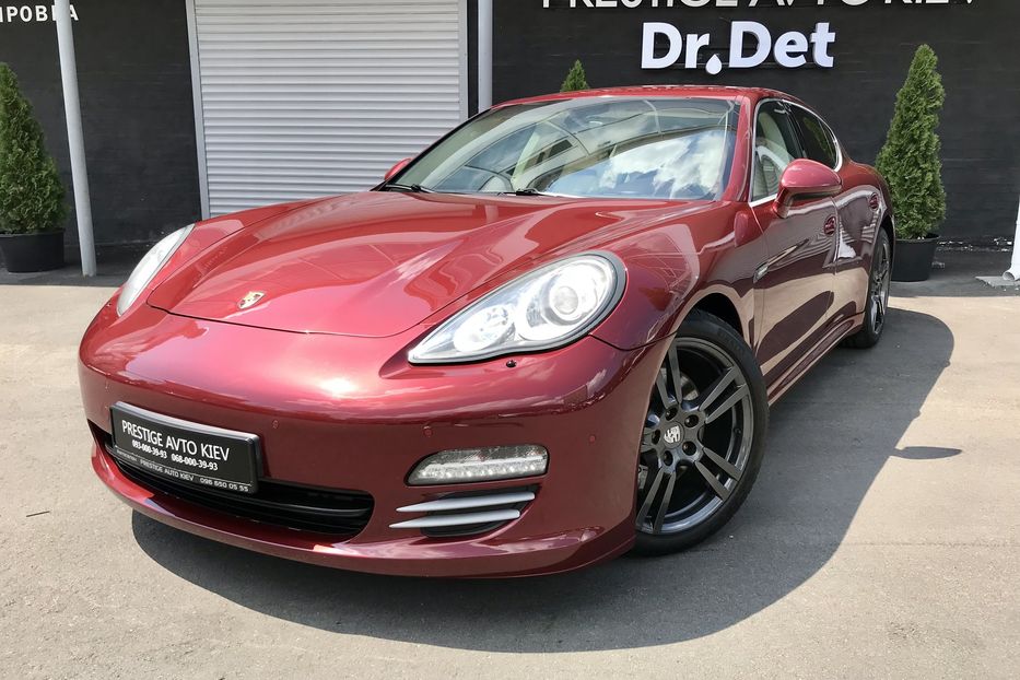 Продам Porsche Panamera 4S Официал 2011 года в Киеве