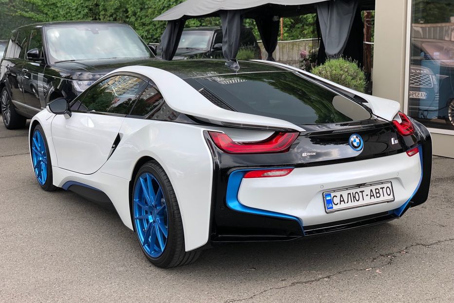 Продам BMW I8 2014 года в Киеве