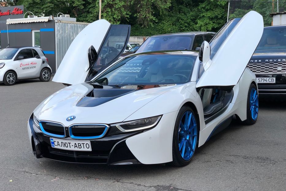 Продам BMW I8 2014 года в Киеве