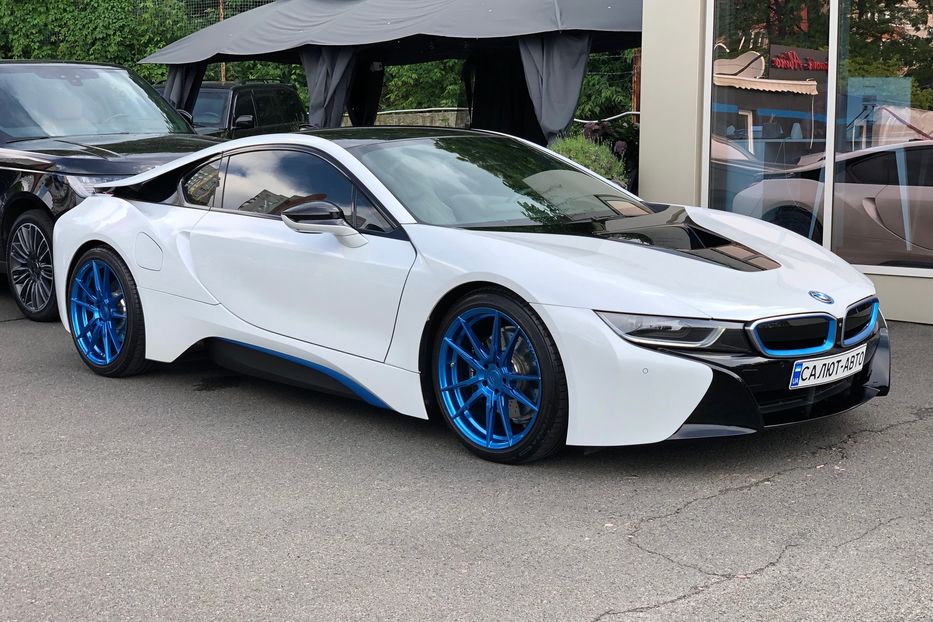 Продам BMW I8 2014 года в Киеве