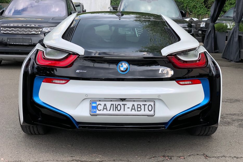 Продам BMW I8 2014 года в Киеве
