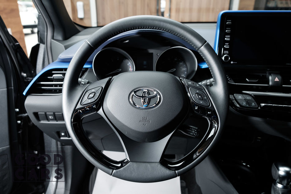 Продам Toyota C-HR XLE 2019 года в Одессе