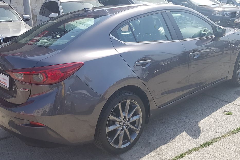 Продам Mazda 3 2018 года в Одессе