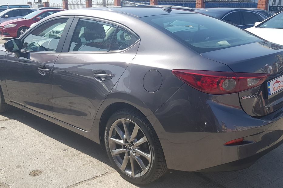 Продам Mazda 3 2018 года в Одессе