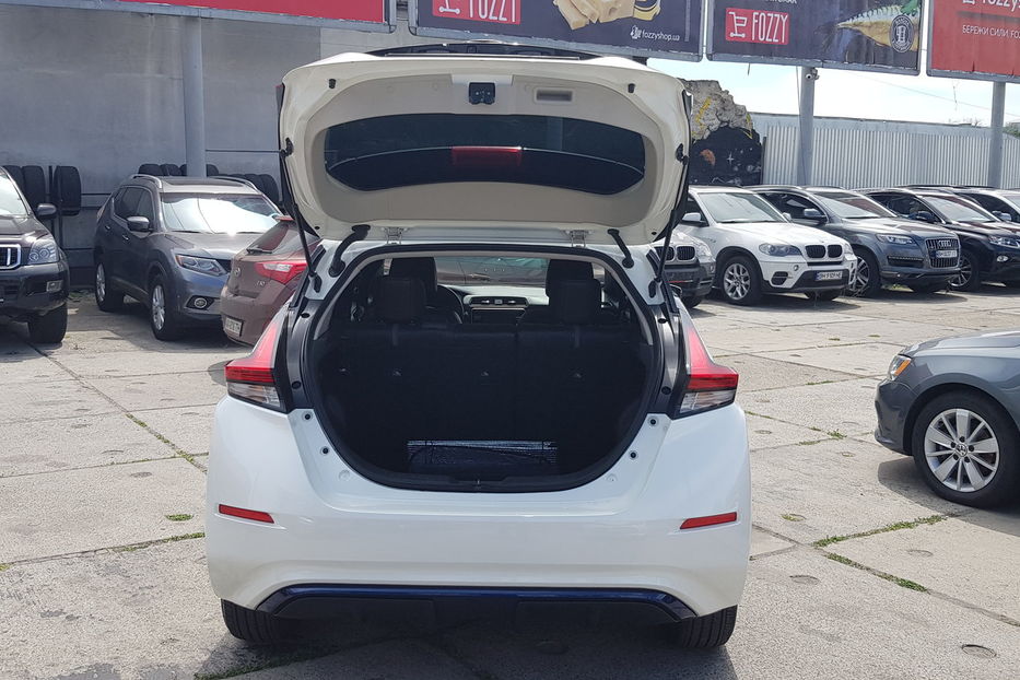 Продам Nissan Leaf 2018 года в Одессе