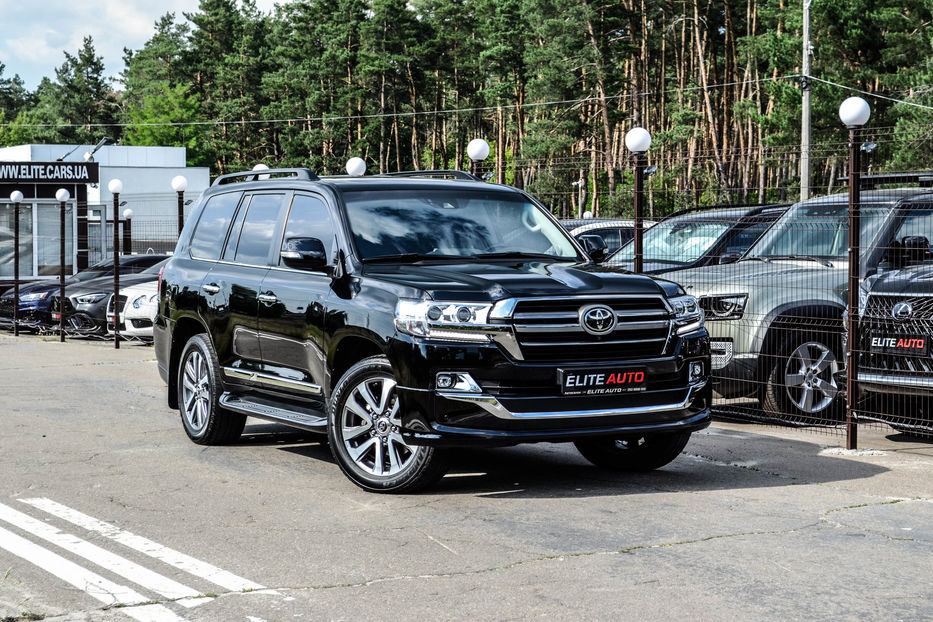 Продам Toyota Land Cruiser 200 Diesel 2019 года в Киеве