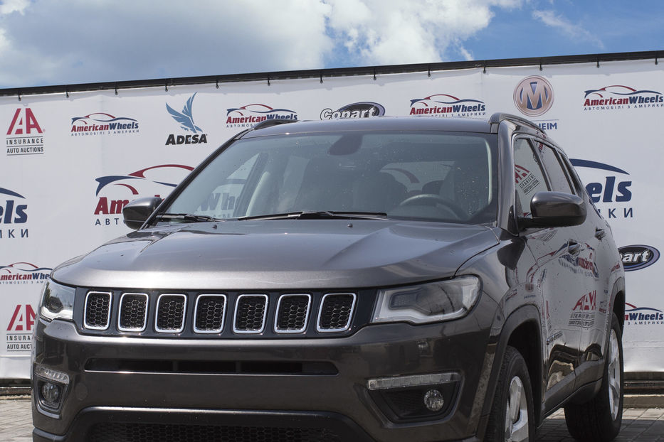 Продам Jeep Compass Latitude 2020 года в Черновцах