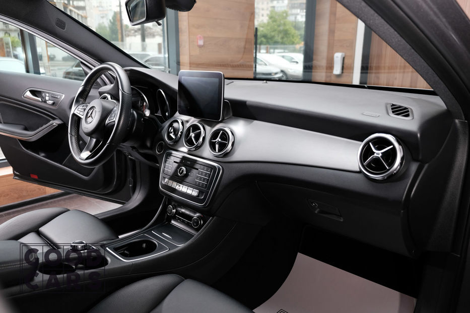 Продам Mercedes-Benz GLA-Class 2017 года в Одессе