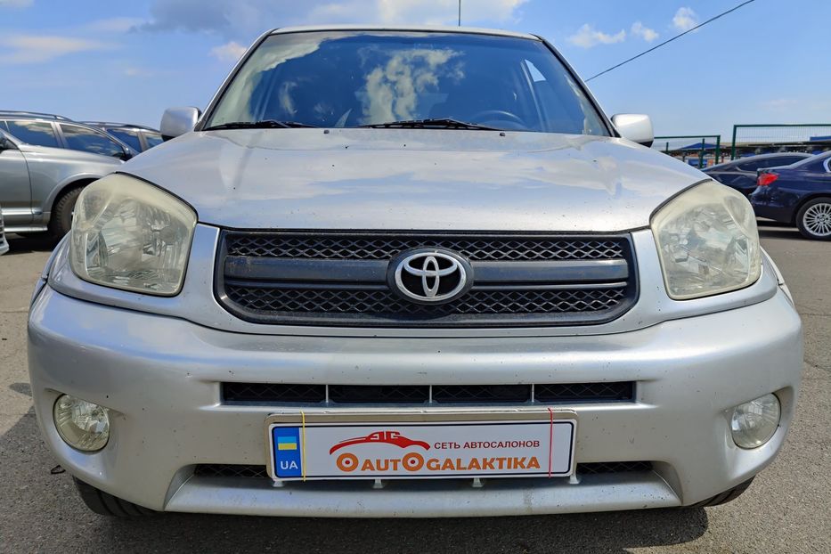 Продам Toyota Rav 4 2004 года в Одессе