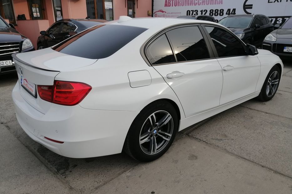 Продам BMW 318 2.0 d. 2013 года в Одессе