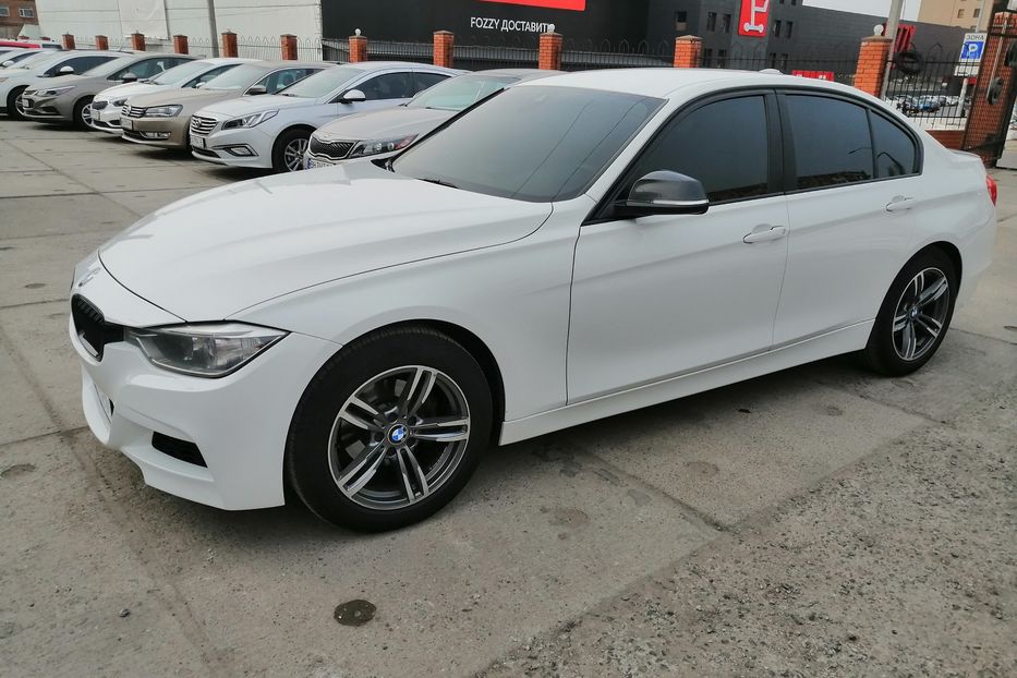 Продам BMW 318 2.0 d. 2013 года в Одессе