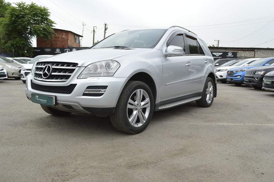 Продам Mercedes-Benz ML-Class 4matic 2011 года в Одессе