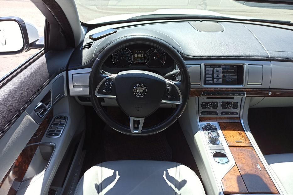 Продам Jaguar XF 2015 года в Николаеве