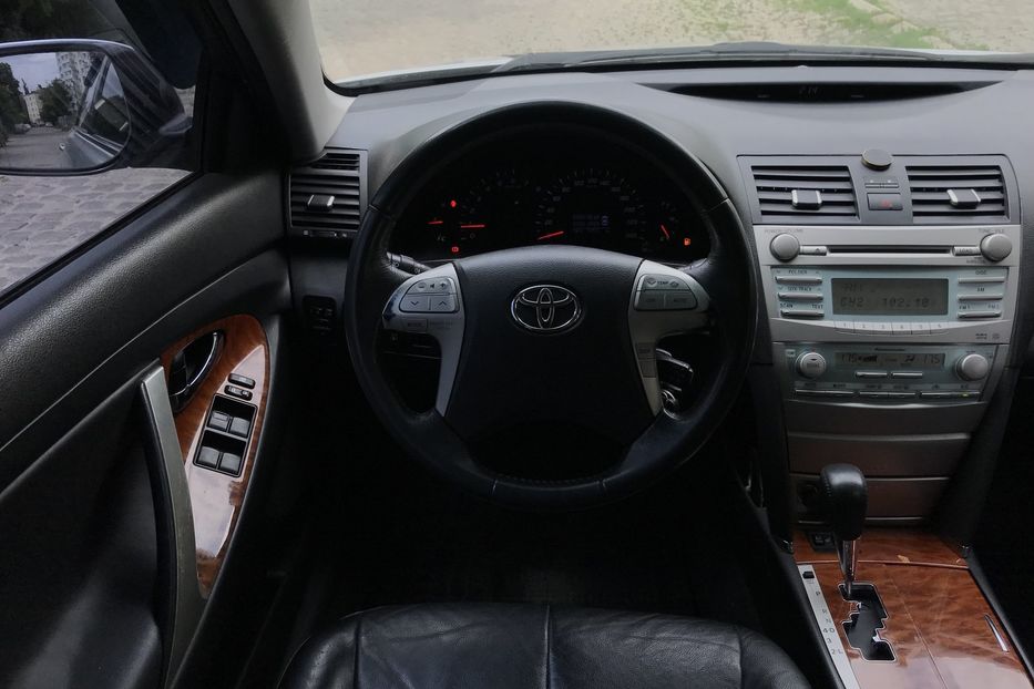 Продам Toyota Camry 2008 года в Николаеве