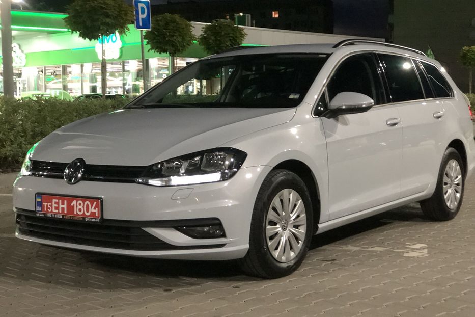 Продам Volkswagen Golf VII 2017 года в Житомире