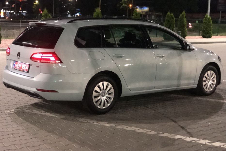 Продам Volkswagen Golf VII 2017 года в Житомире