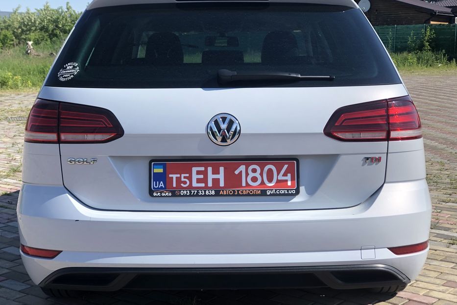 Продам Volkswagen Golf VII 2017 года в Житомире