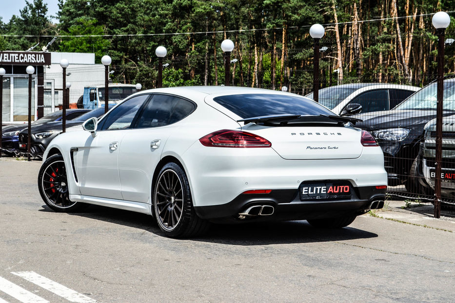 Продам Porsche Panamera Turbo 2013 года в Киеве